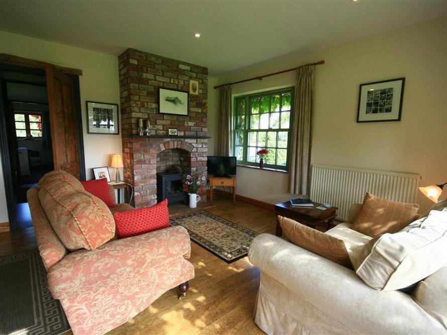 The Piggery Villa Woolaston Exterior photo