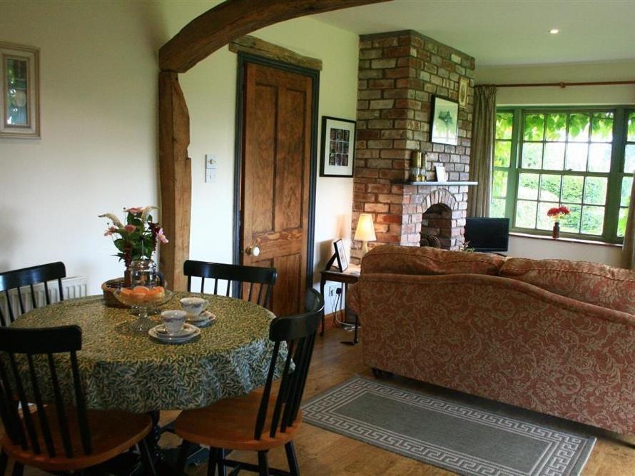 The Piggery Villa Woolaston Exterior photo
